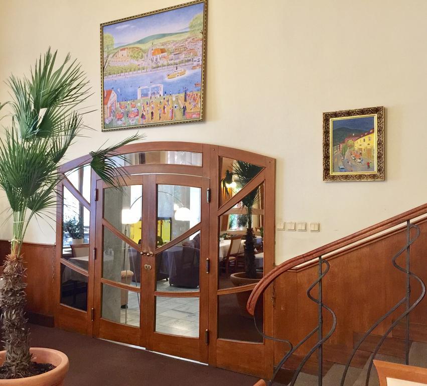 Banská Štiavnica Hotel & Penzion Grand Matej מראה חיצוני תמונה