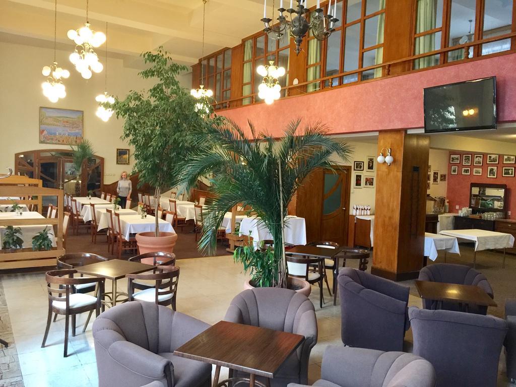Banská Štiavnica Hotel & Penzion Grand Matej מראה חיצוני תמונה