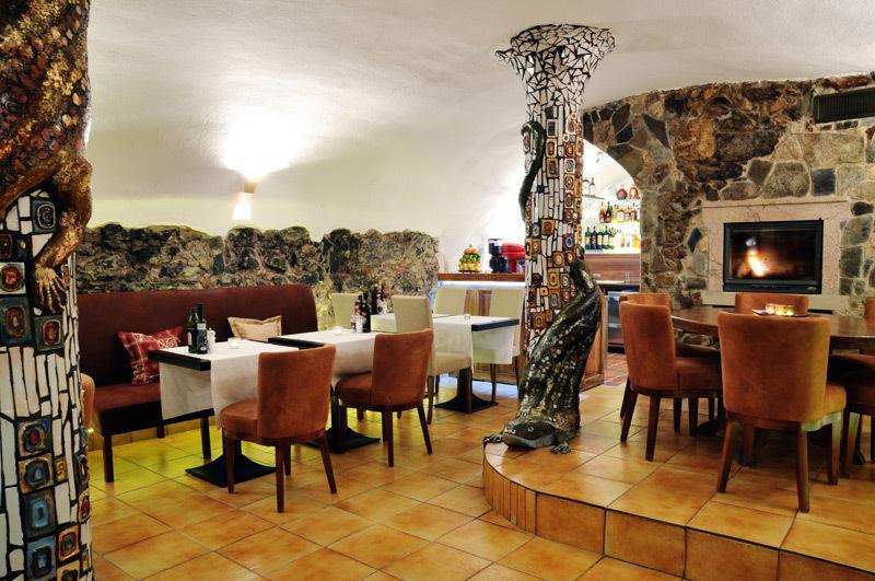 Banská Štiavnica Hotel & Penzion Grand Matej מראה חיצוני תמונה