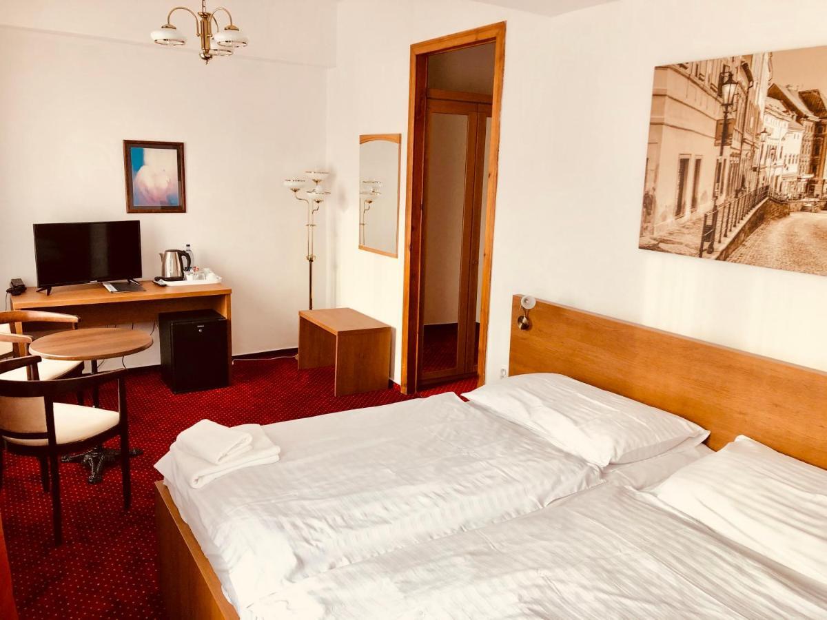 Banská Štiavnica Hotel & Penzion Grand Matej מראה חיצוני תמונה