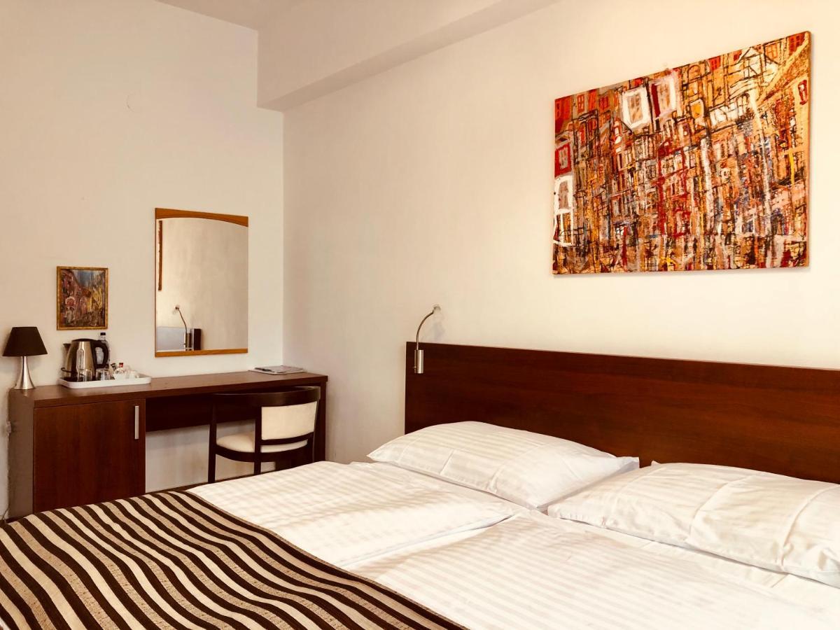 Banská Štiavnica Hotel & Penzion Grand Matej מראה חיצוני תמונה