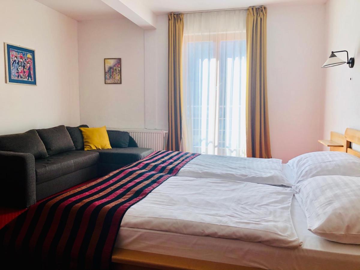 Banská Štiavnica Hotel & Penzion Grand Matej מראה חיצוני תמונה